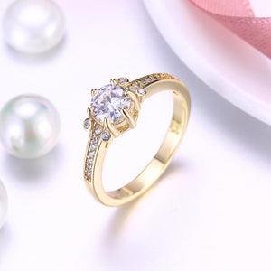 Swarovski Elements Single Solitaire 18K Gold Ring