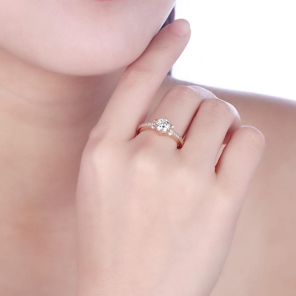 Swarovski Elements Single Solitaire 18K Gold Ring
